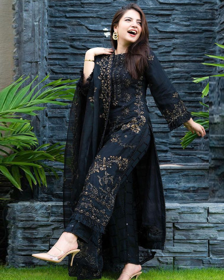Danadeer- Black 3PC Embroidered SC-842